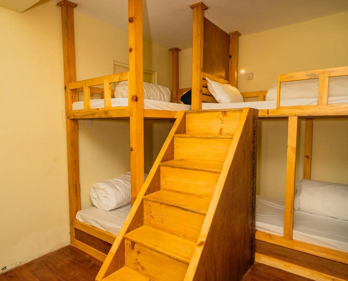Aashraya Home Hostel كاتماندو