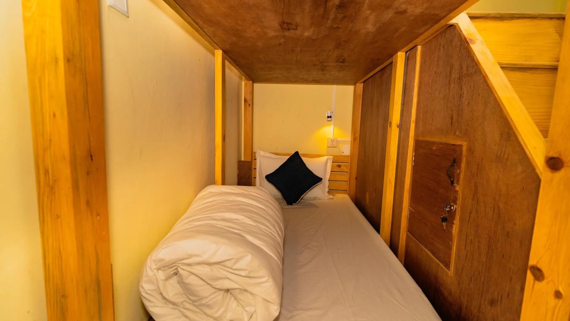Aashraya Home Hostel كاتماندو